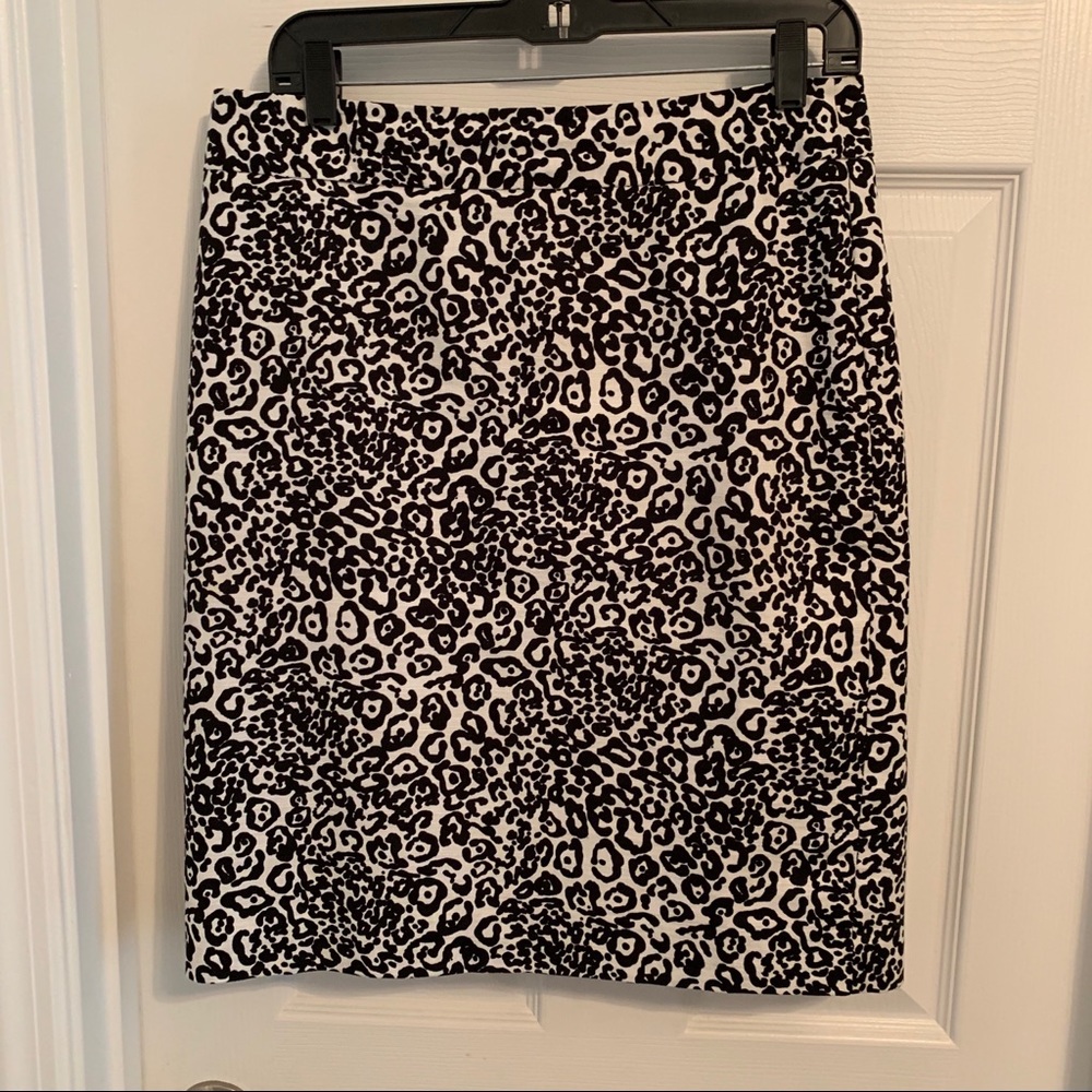 Ann Taylor cheetah print pencil skirt